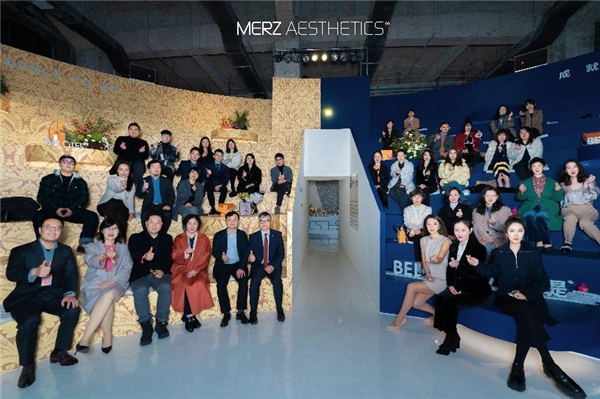 MERZ AESTHETICSųɶMC HOUSE