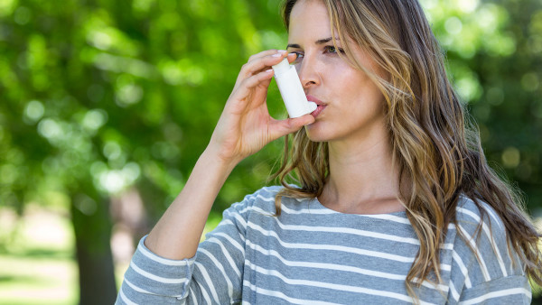 季节性哮喘的治疗方法有哪些？支气管哮喘应该注意什么？