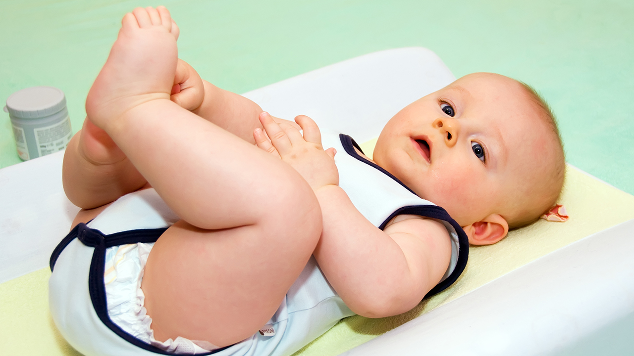 小宝宝口臭的原因有哪些？五个月婴儿口臭怎么办？