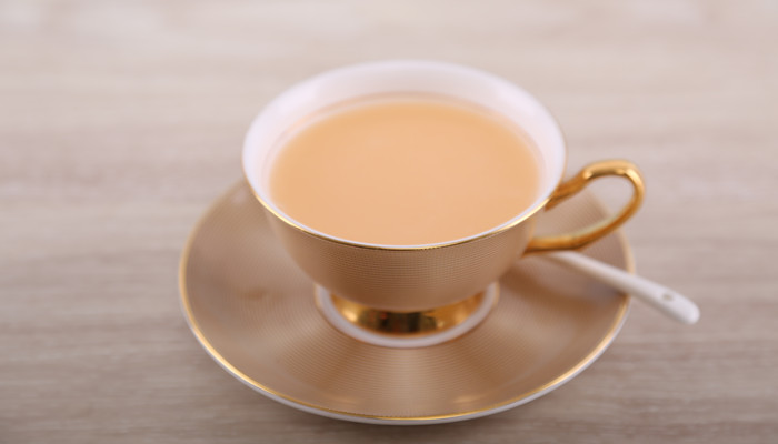 秋天的第一杯奶茶