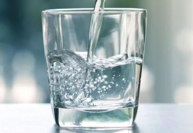 多喝水可以降尿酸吗