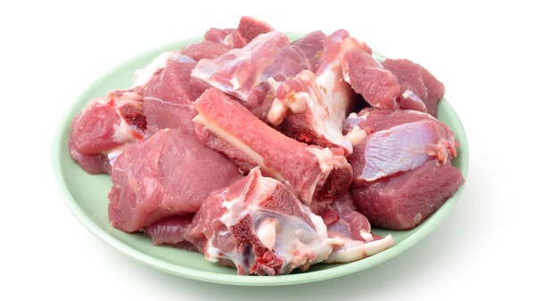 猪肝和什么菜搭配吃好？猪肝的功效与作用有哪些？