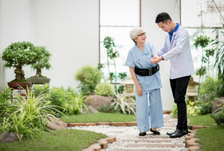 ̩����θ������ɸ �ļ�ҽԺ��רҵ��