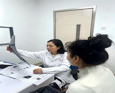 关爱乳腺,与她同行:乳腺癌不再是绝症,可防、可治、可管理