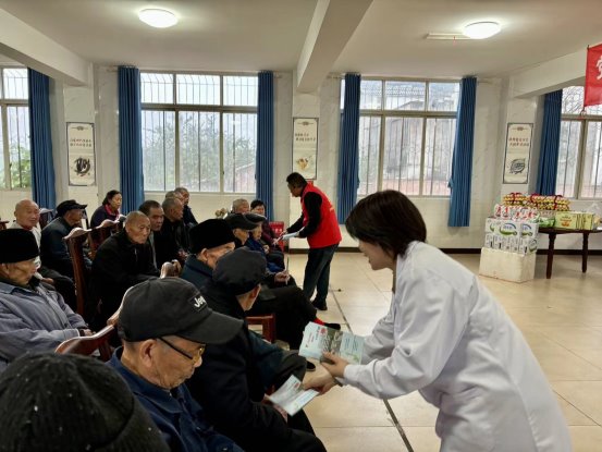 爱满重阳,中医送健康——仁寿县中医医院开展重阳节慰问义诊活动