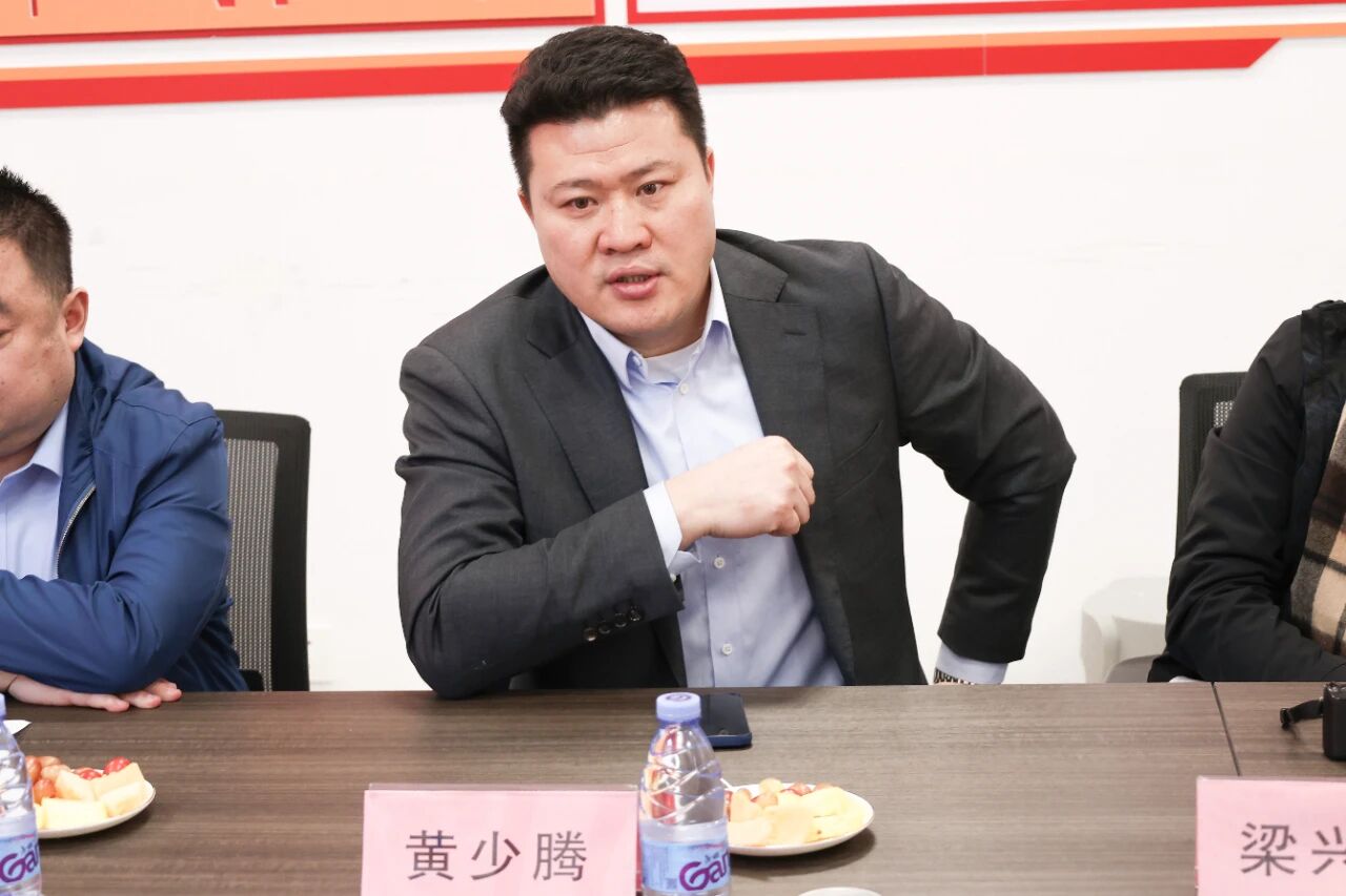 1767075253905302.jpg 党建引领聚合力,岐黄携手启新程——上海中医药大学附属岳阳中西医结合医院老年病科&上海协爱康安中医医院党建活动圆满举办